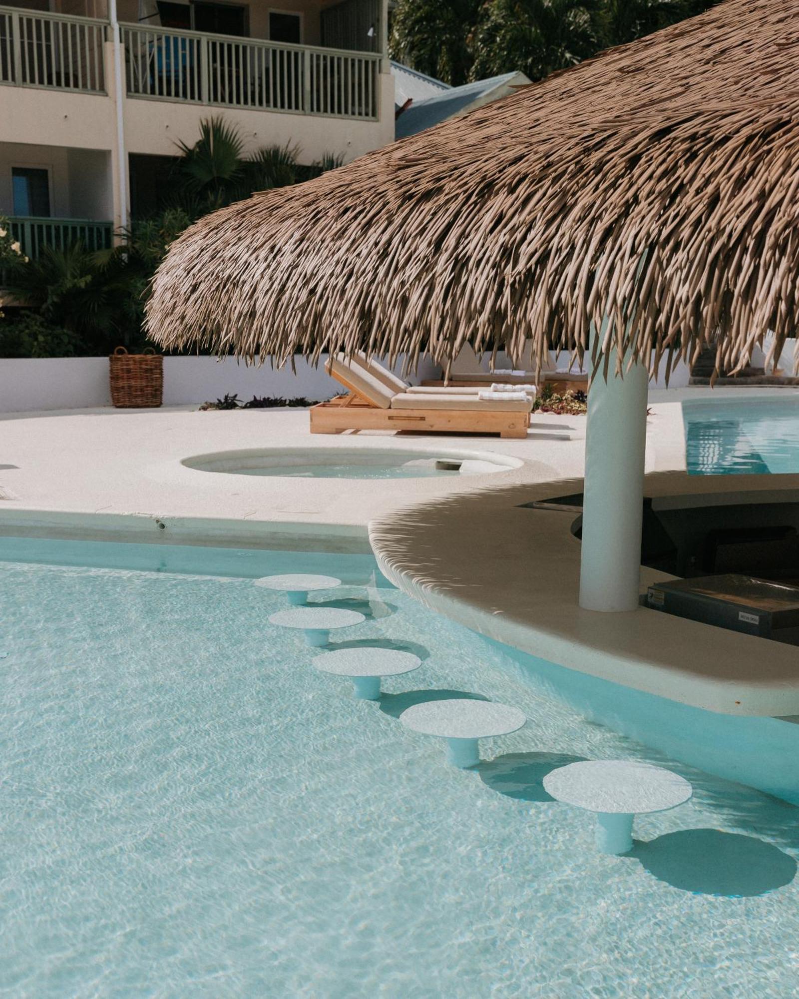 Long Bay Beach Resort Freshwater Pond エクステリア 写真
